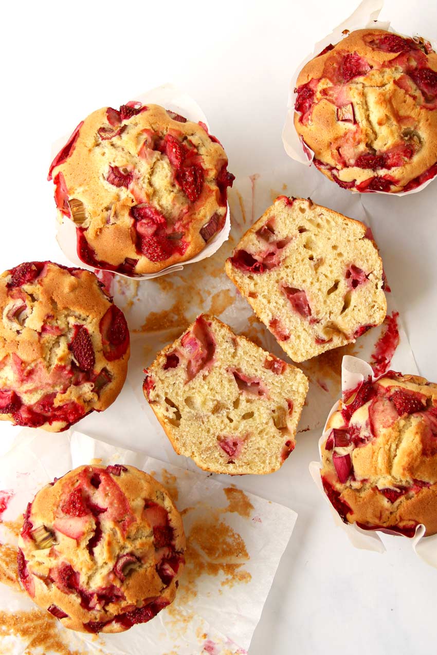 Gebackene Erdbeer Rhabarber Muffins